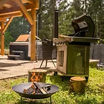 Wellness Drevenica Tále S Biliardom Chalet *