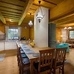 Wellness Drevenica Tale S Biliardom Chalet