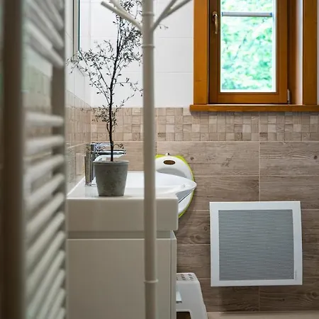 Wellness Drevenica Tale S Biliardom *