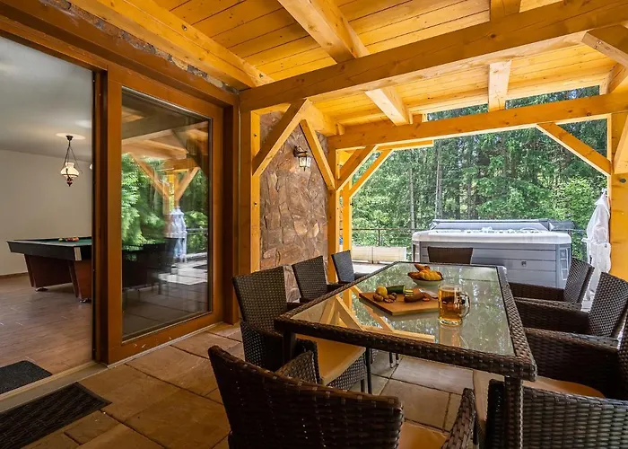 Wellness Drevenica Tale S Biliardom Chalet